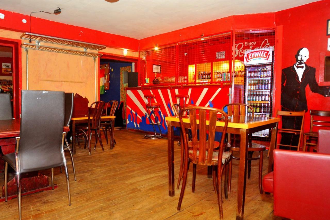 Good Bye Lenin Pub & Garden Hostel 克拉科夫 外观 照片