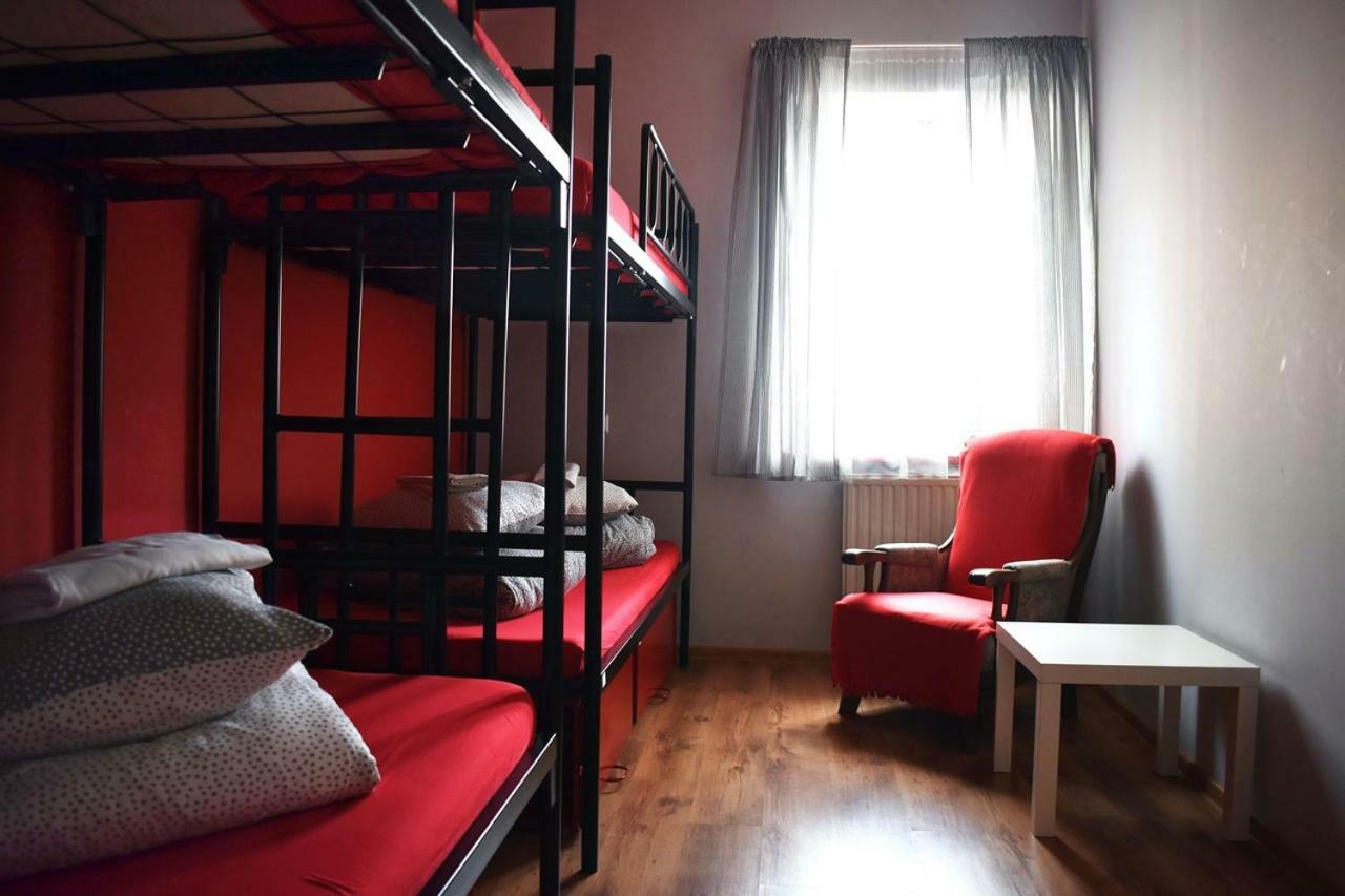 Good Bye Lenin Pub & Garden Hostel 克拉科夫 外观 照片