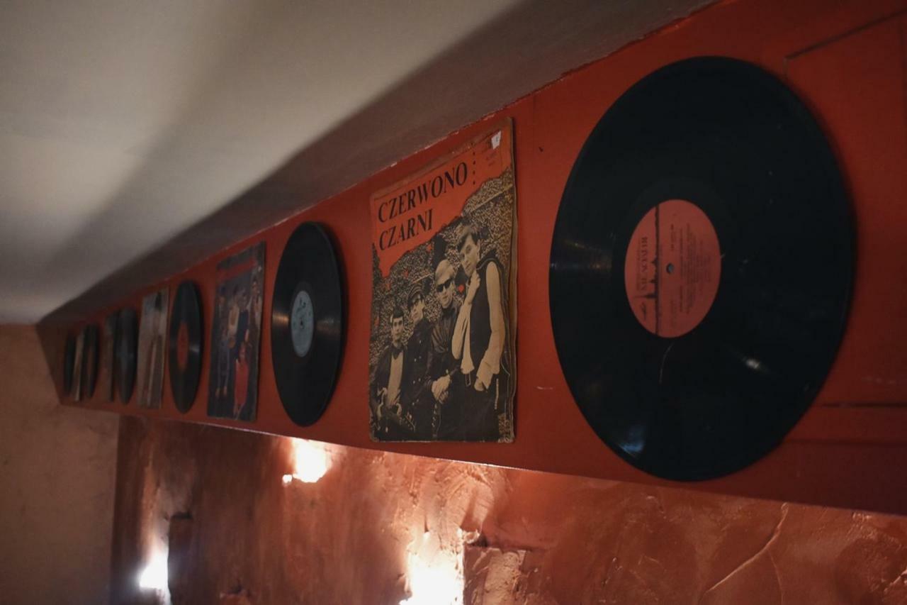 Good Bye Lenin Pub & Garden Hostel 克拉科夫 外观 照片