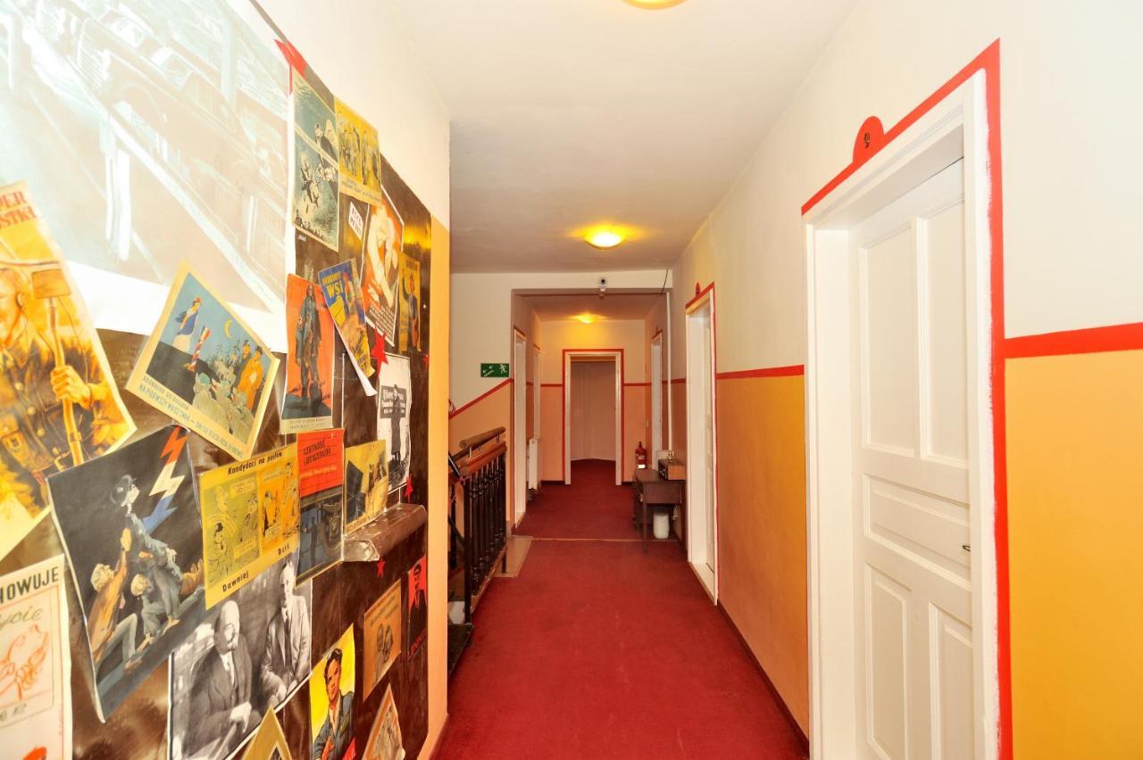 Good Bye Lenin Pub & Garden Hostel 克拉科夫 外观 照片